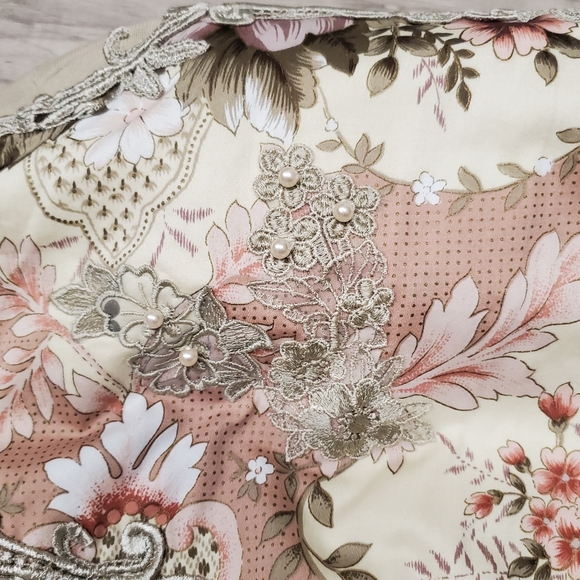 Vintage Bonnie And Billy By Holly Women's Size Med Floral Applique Top NWT - Picture 9 of 12